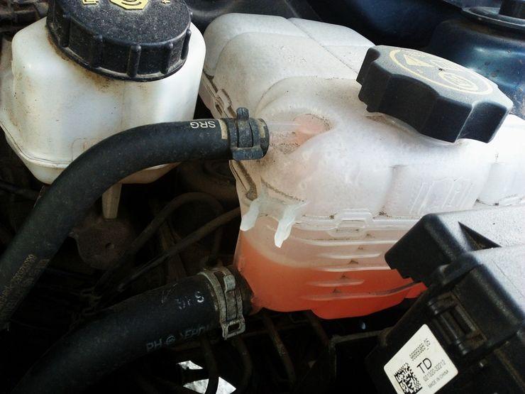 Coolant Expansion Tank, Radiator Overflow Bottles